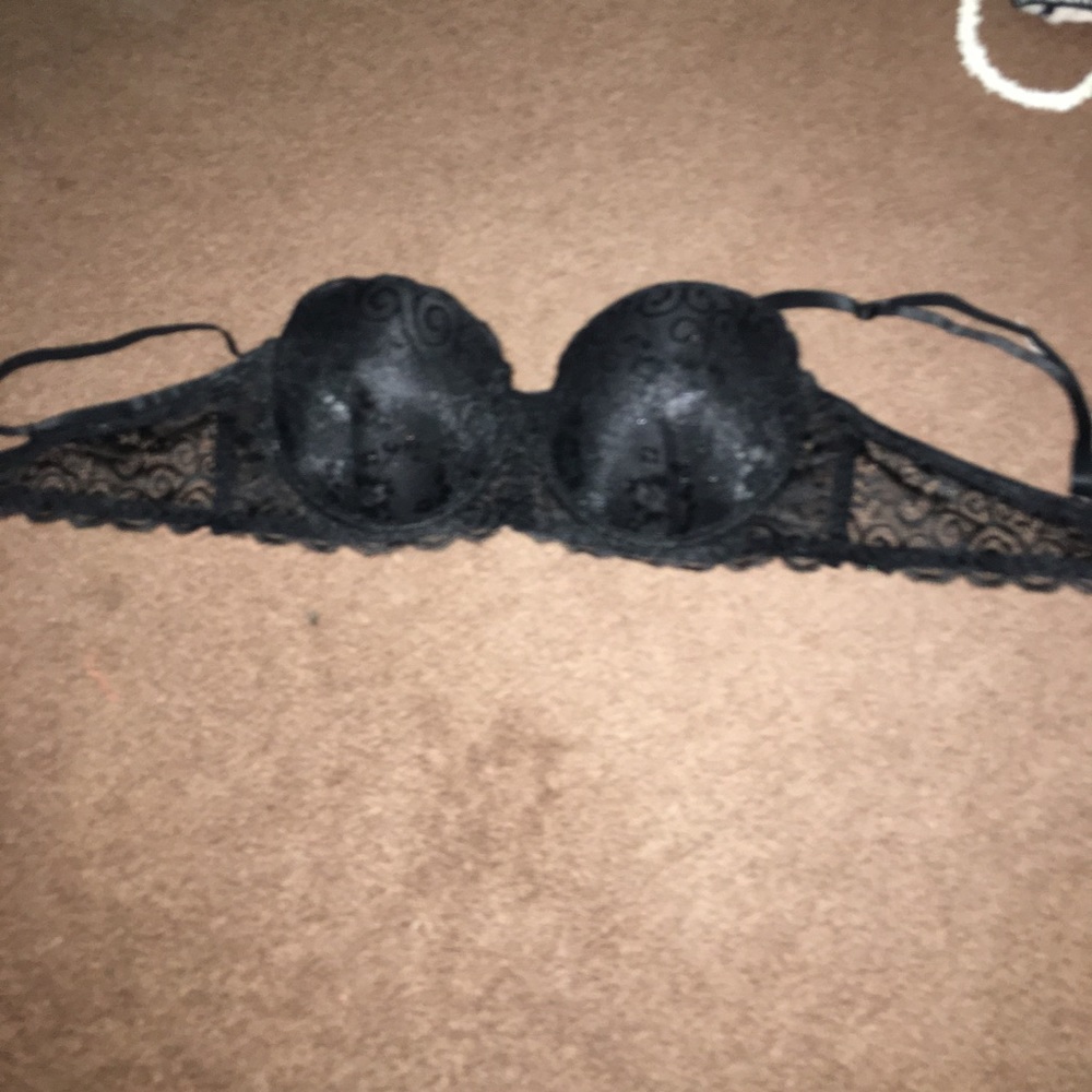 black lace push-up bra